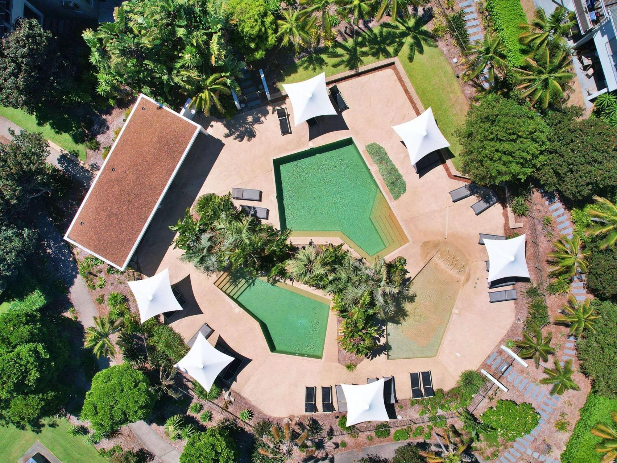 Pullman Magenta Shores Resort Entrance Exterior foto Aerial view of the resort